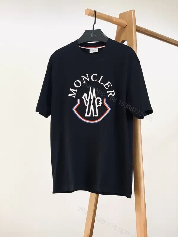 Bold Luxe Graphic Tee: Premium Cotton, Relaxed Fit, City Style — view 1
