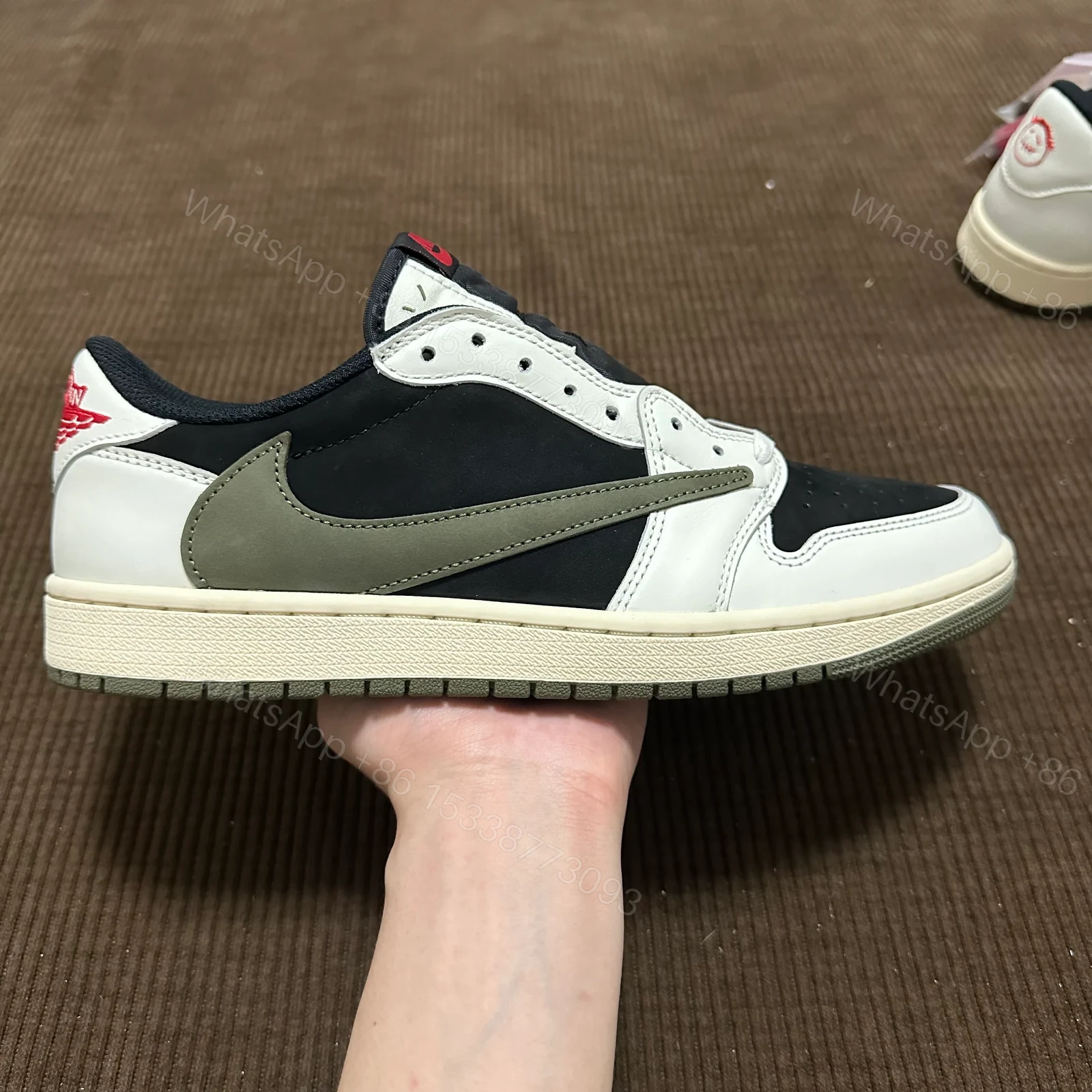 Jordan 1 Retro Low OG SP Travis Scott Olive (Women's) — view 1