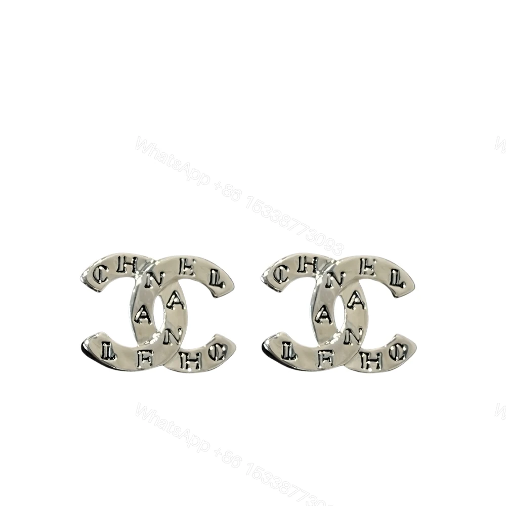 Chanel Cc Classic Logo Earrings Silver — view 1