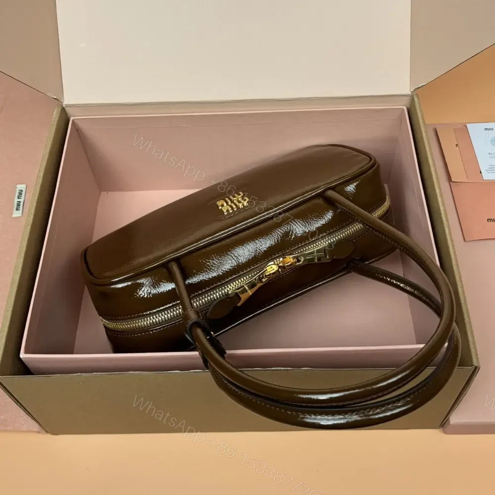 View 4 of 高仿miumiu*Beau系列5BB173漆面羊皮手提包棕色免檢版