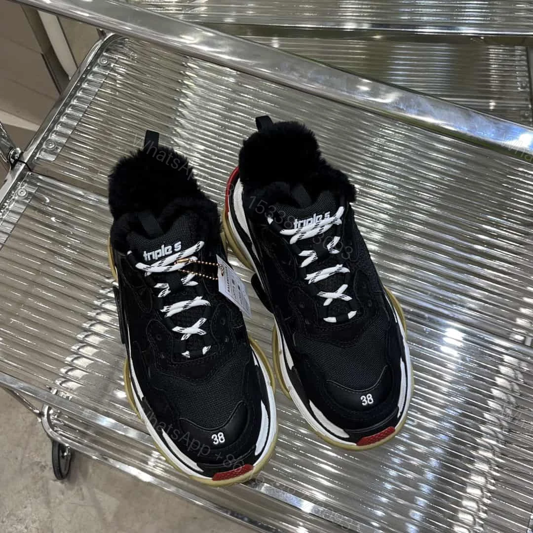 BALENCIAGA TRIPLE S SNEAKER – BB202 — view 1