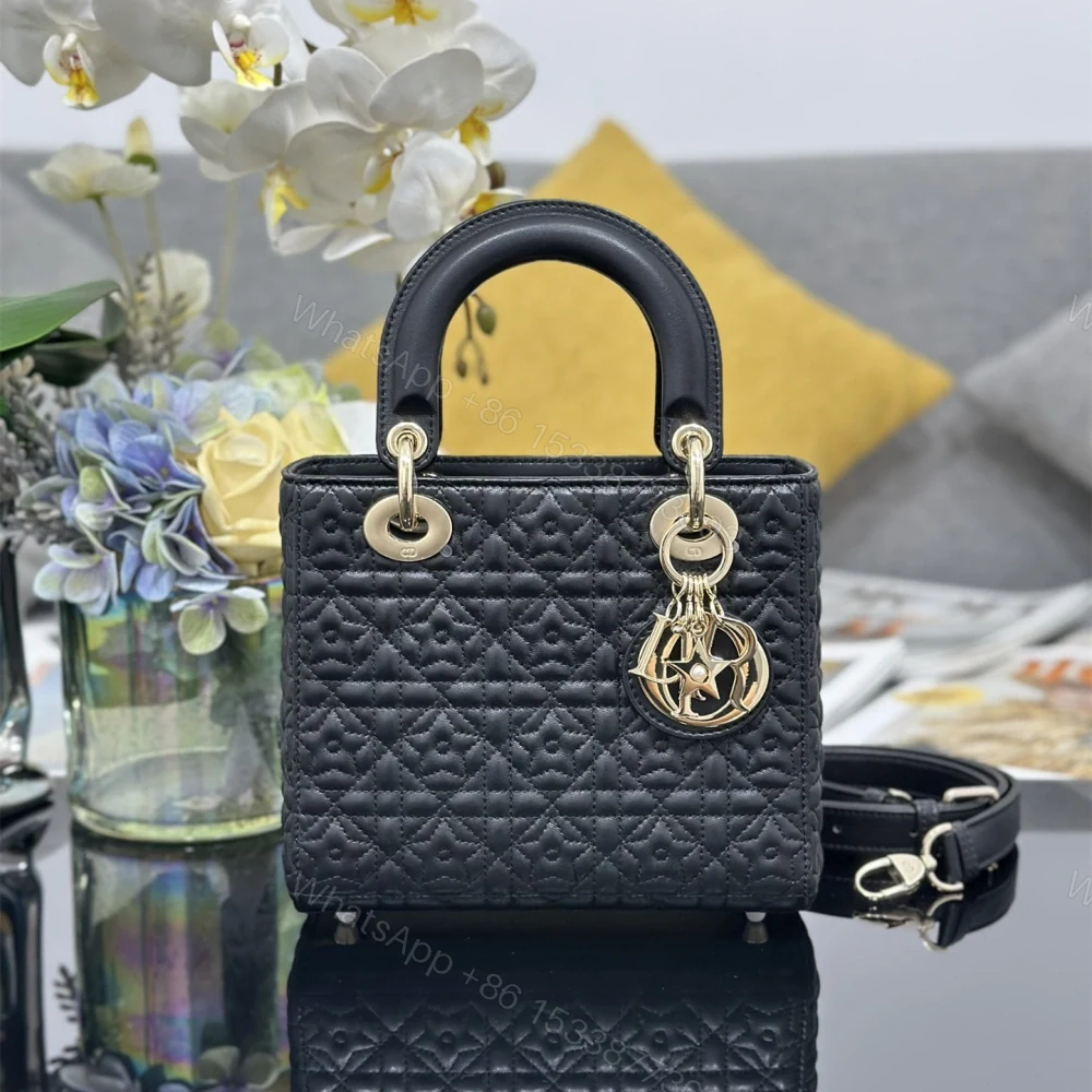 高仿Dior*Lady系列M053M900小羊皮手袋幸運星黑色小號免檢版 — view 1