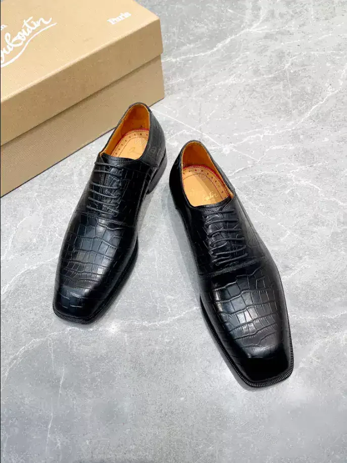 View 2 of CHRISTIAN LOUBOUTIN CORTEO – LDC016