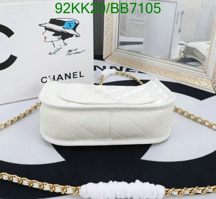 View 24 of Chanel Black Casual Hobo Handbag in Genuine Leather BB1234 – Stunning Design Aesthetics