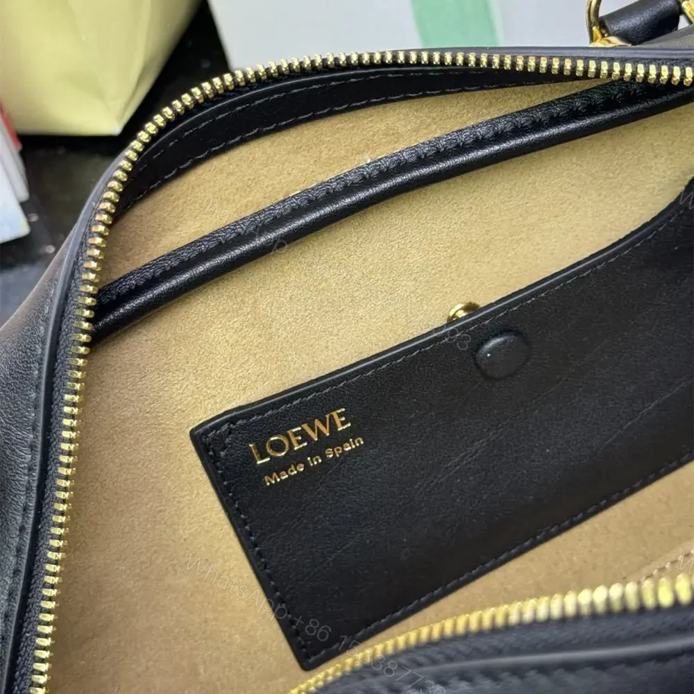 View 9 of 高仿Loewe*Amazona系列1100橫版手提包黑色免檢版