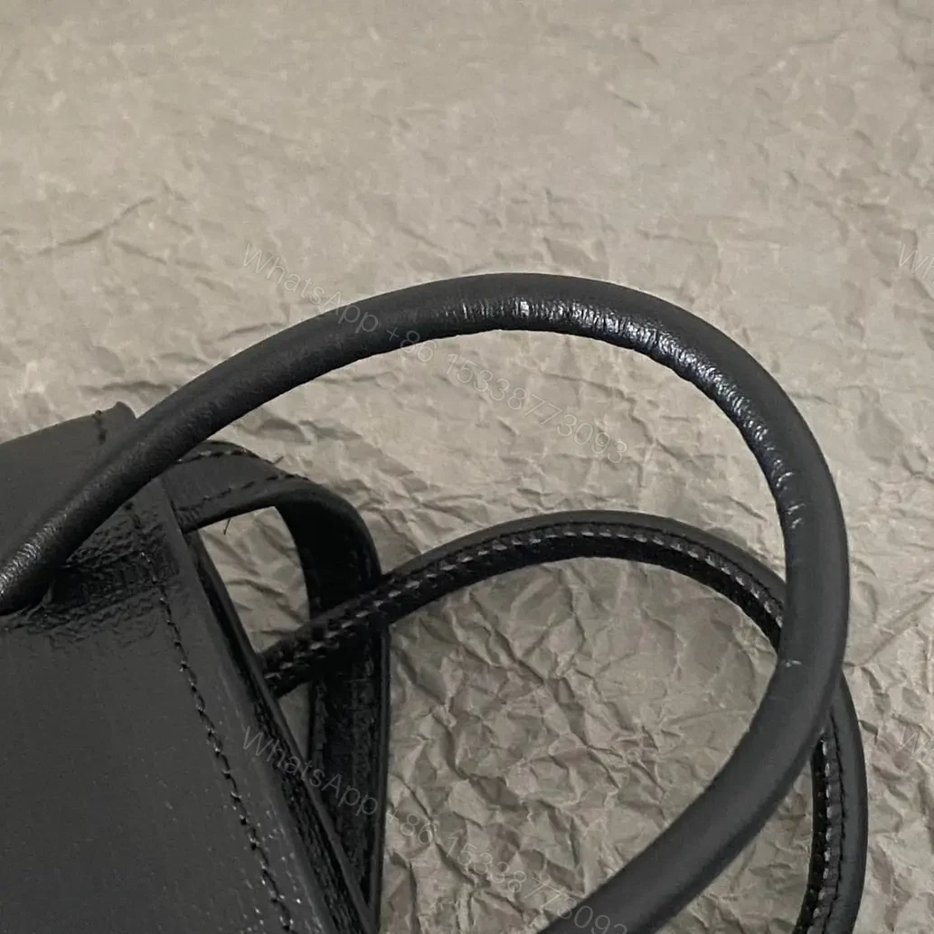 View 11 of 高仿Balenciaga迷你Tote包系列小牛皮黑色