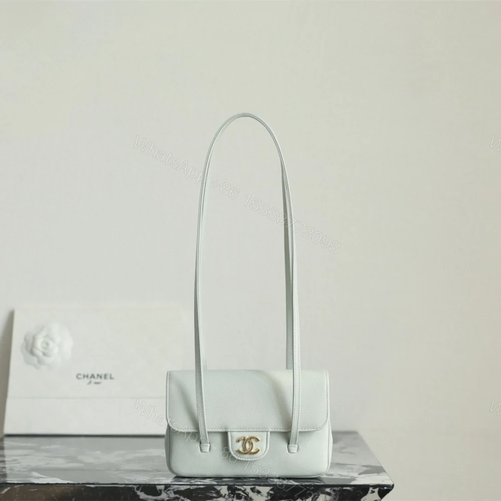 高仿Chanel*26P系列AP5068小牛皮單肩包淺綠色Mini免檢版 — view 1