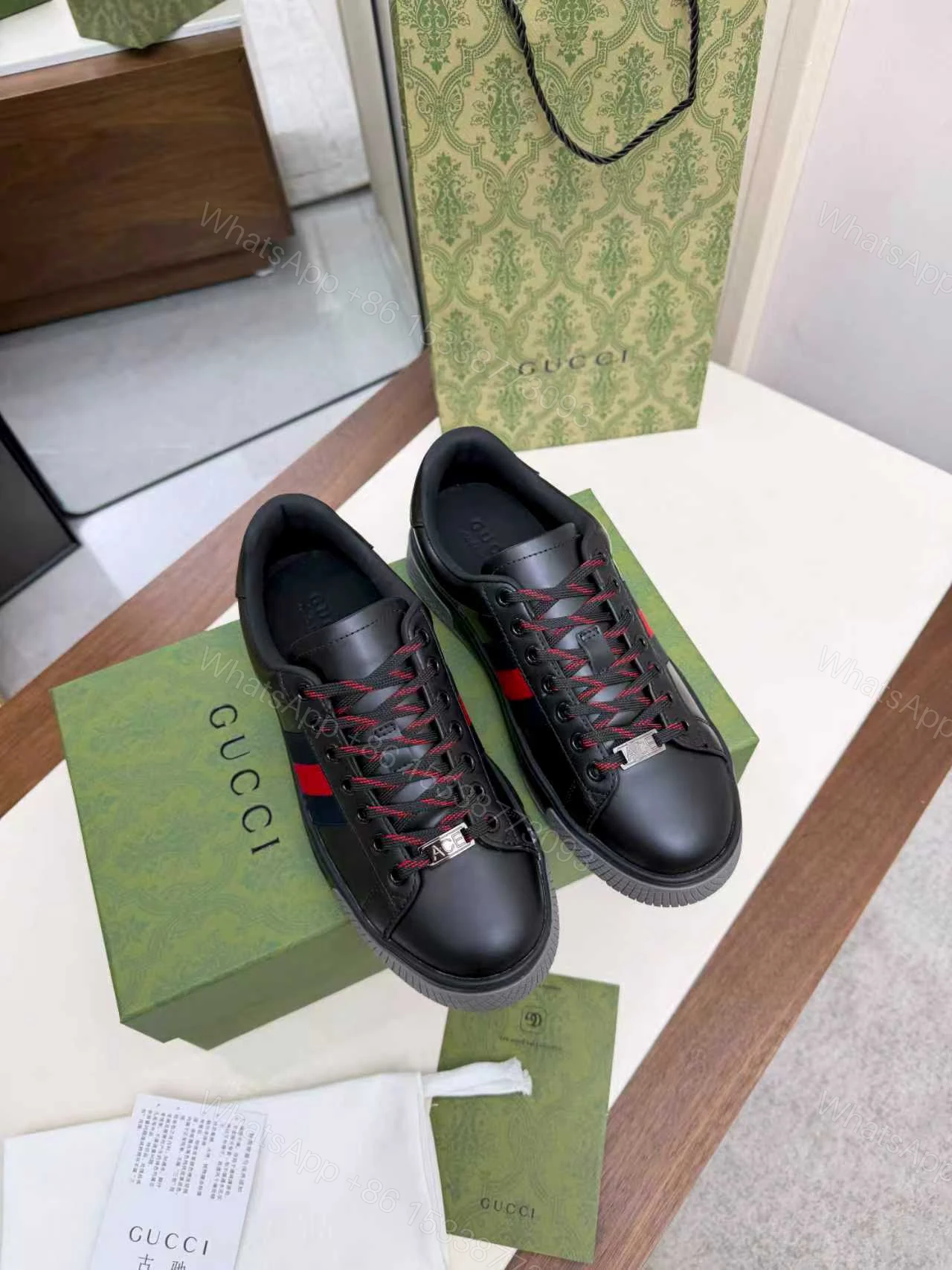 Gucci 一比一 男款 黑色條紋休閒鞋 經典百搭輕奢款 — view 1