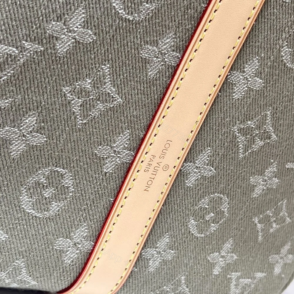 View 7 of Louis Vuitton Keepall Bandoulière 45 Khaki 45Cm