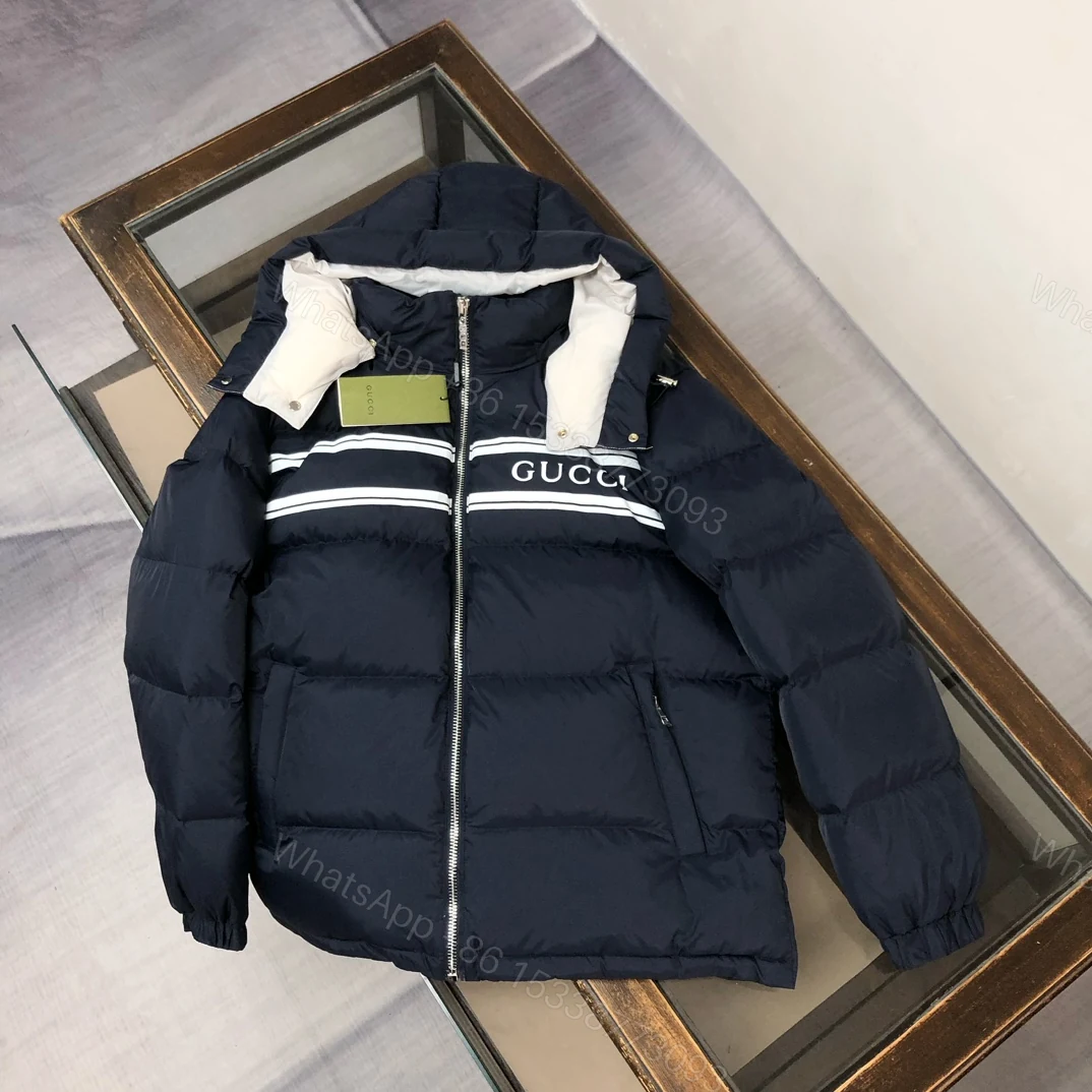 Gucci原單男士羽絨外套深藍白條紋LOGO款保暖時尚兼具 — view 1