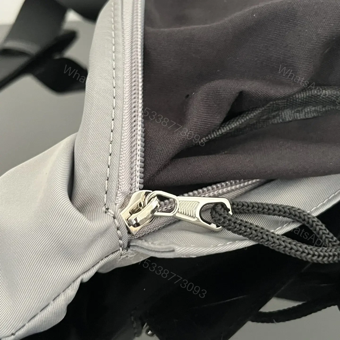 View 17 of 高仿BalenciagaWheelBeltpack系列尼龍胸包灰色