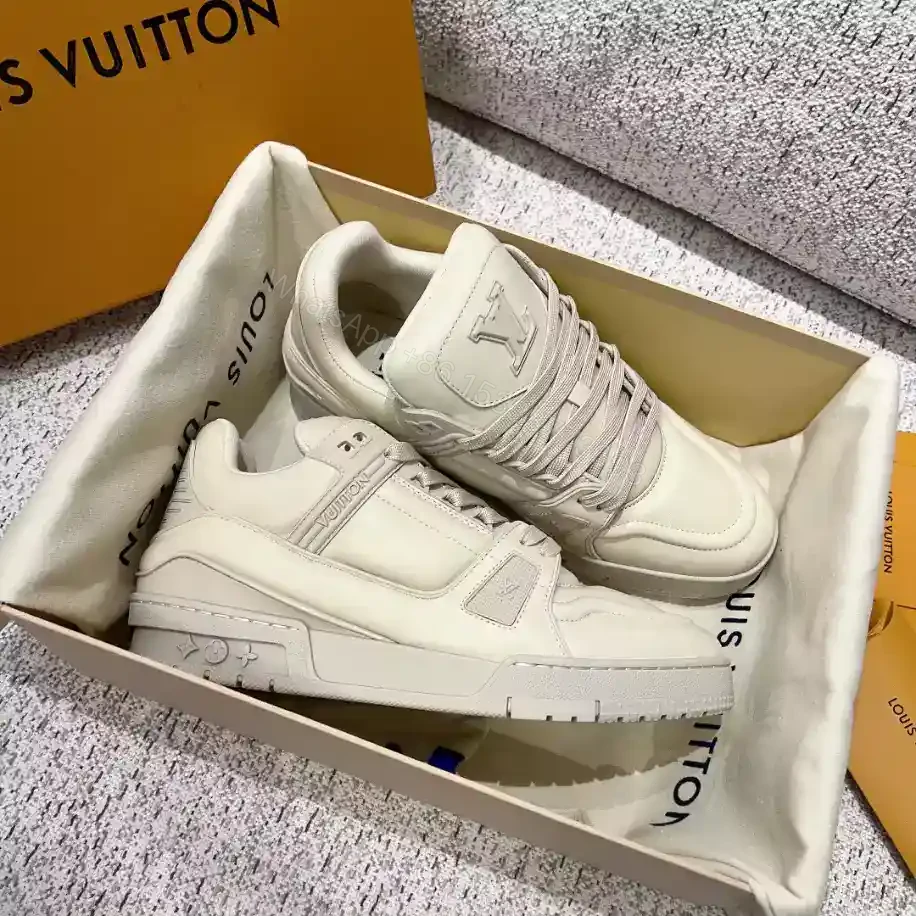 View 7 of LV TRAINER SNEAKER – LSVT424