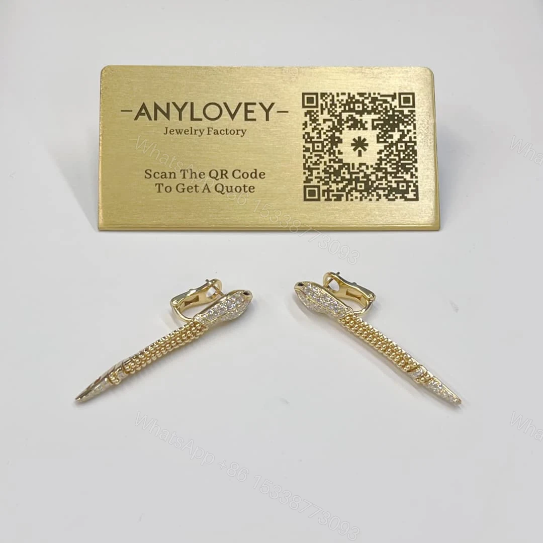 18kt Yellow Gold Bvlgari Serpenti Earrings Set with Diamonds Onyx 359387 — view 1