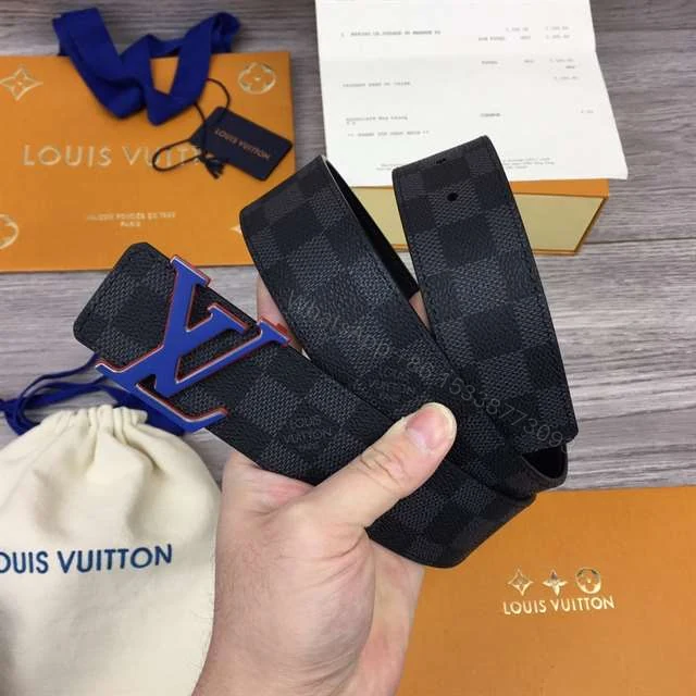 View 9 of LOUIS VUITTON INITIALES 40MM REVERSIBLE DAMIER INFINI LEATHER BELT – B87