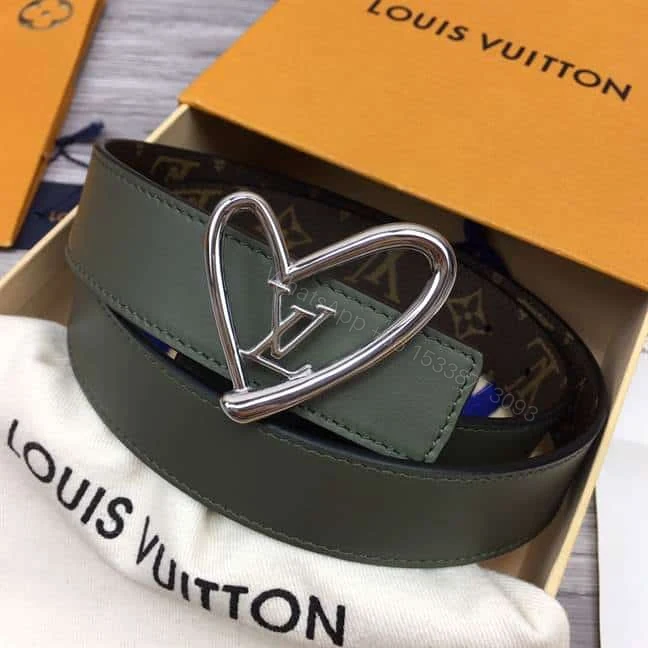 LOUIS VUITTON ICONIC 30MM REVERSIBLE BELT – B184 — view 1
