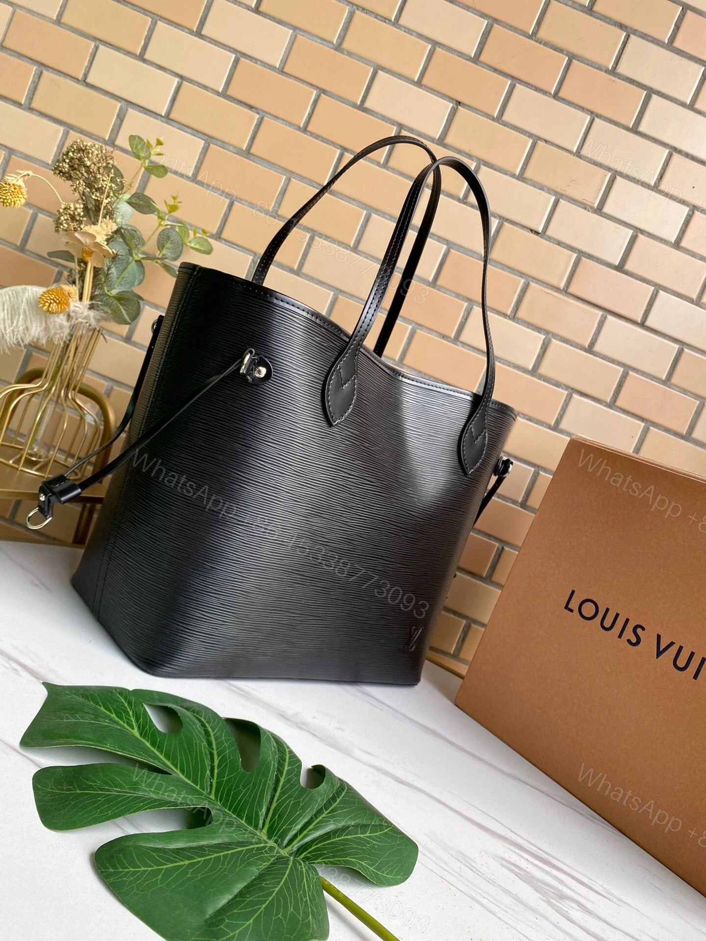 View 4 of Louis Vuitton Neverfull MM Epi