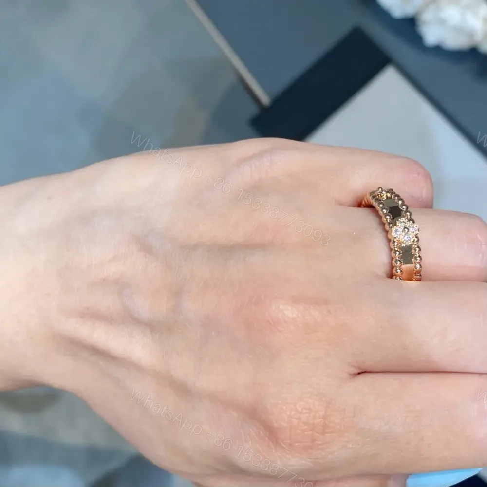 View 7 of 高仿首飾VanCleef&Arpels*RPJMY00鑲鑽萬花筒戒指玫瑰金