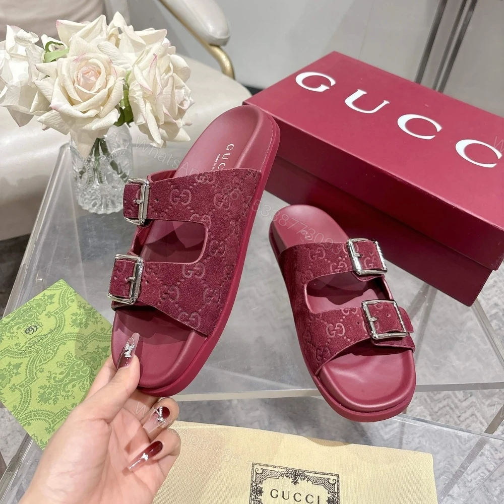 View 3 of GUCCI WOMEN’S SLIDE SANDAL BURGUNDY