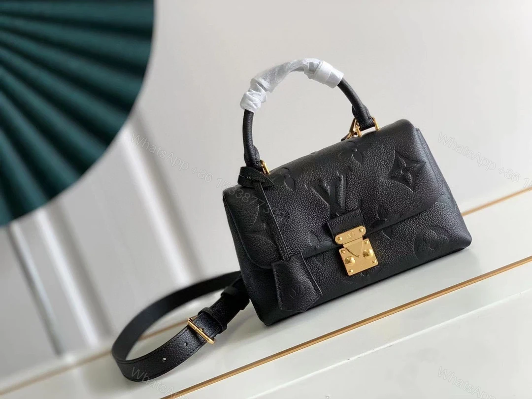 LV 一比一 Monogram壓紋鎖扣手提包 黑色金扣設計 — view 1