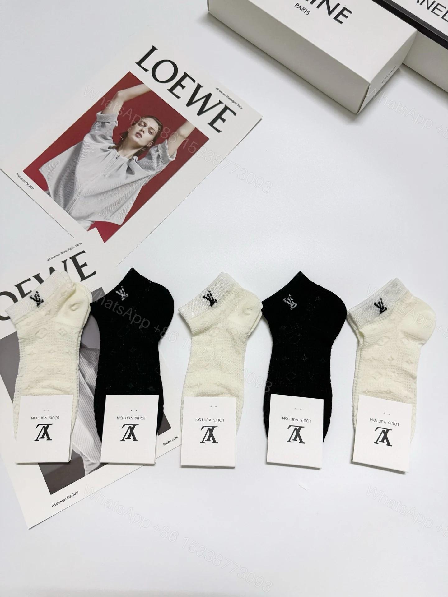 LV精品仿製女款立體壓紋短襪6雙禮盒組 棉質透氣百搭款 現貨供應 — view 1