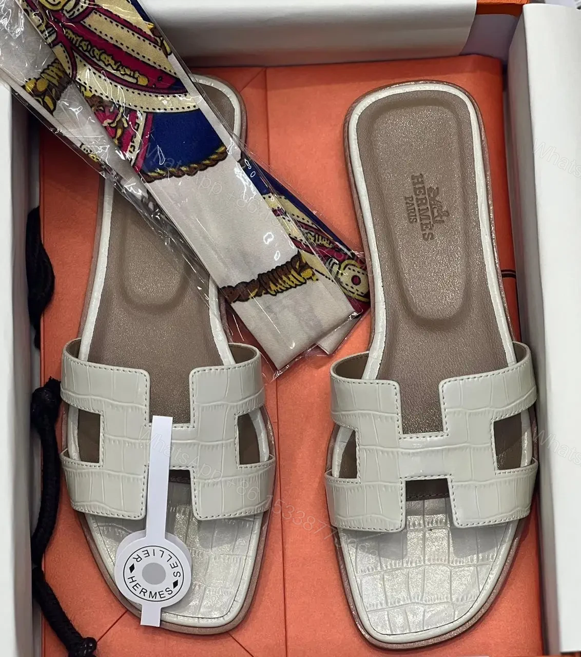 HERMES — view 1
