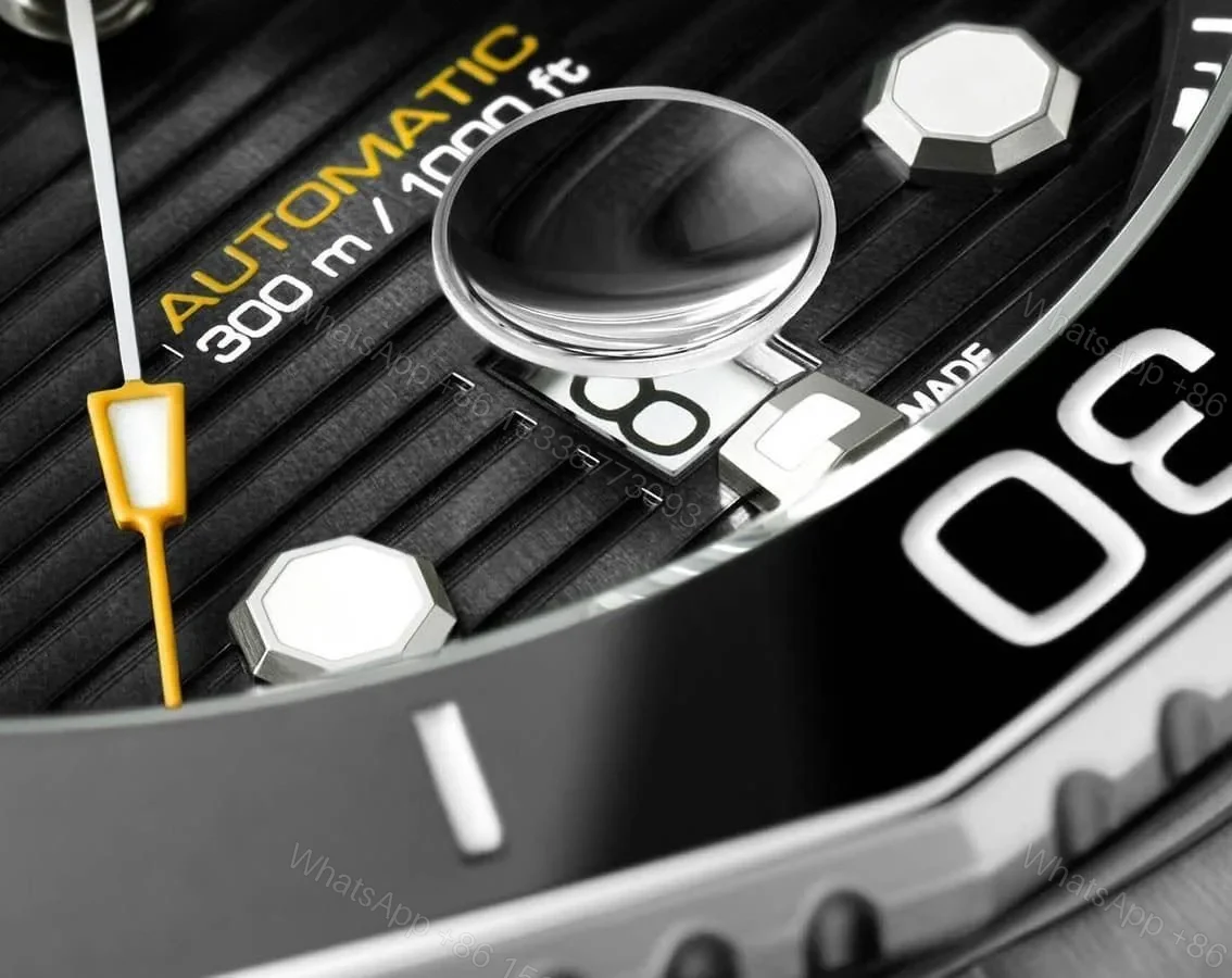 View 6 of Tag Heuer Carerra Aquaracer
