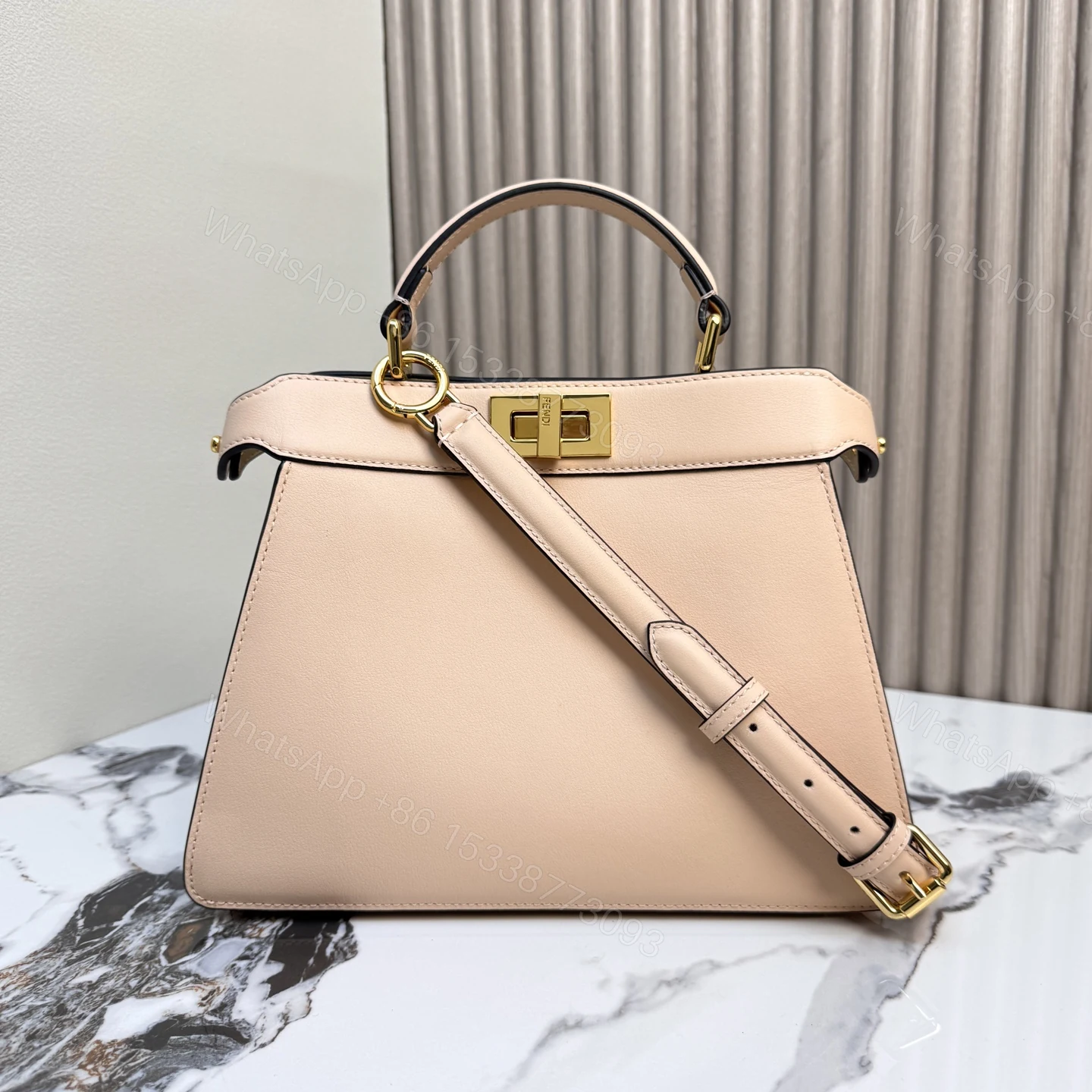 FENDI 一比一 Peekaboo 手提包 裸粉優雅斜背款 — view 1