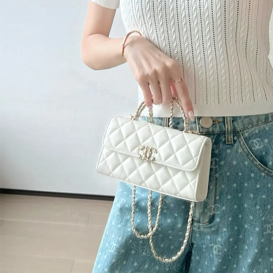 View 22 of 高仿Chanel*25S系列AP3238亮面小牛皮單肩包白色免檢版