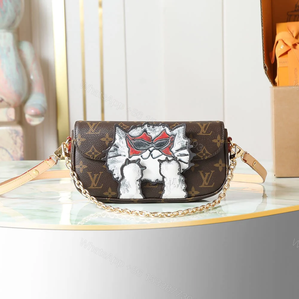 View 2 of LV Wallet On Chain Ivy(HIGH-END GRADE)