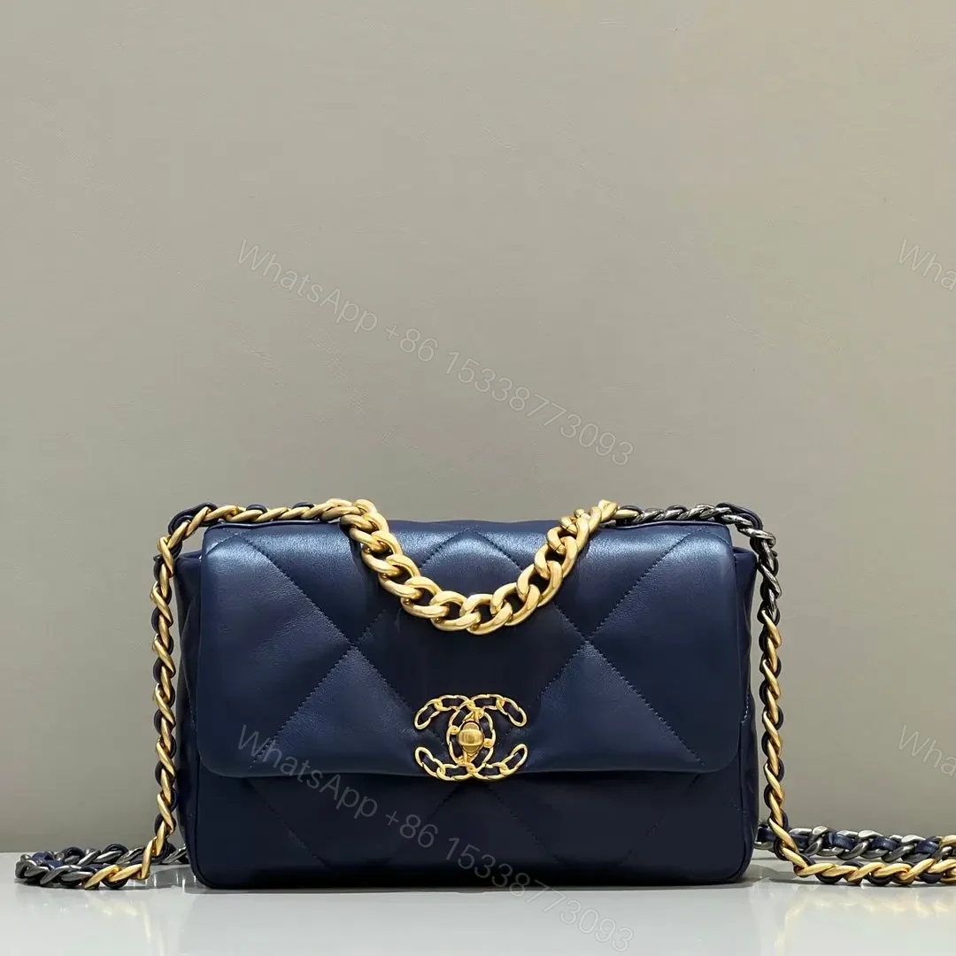 CHANEL 19 Bag Small Navy Blue — view 1