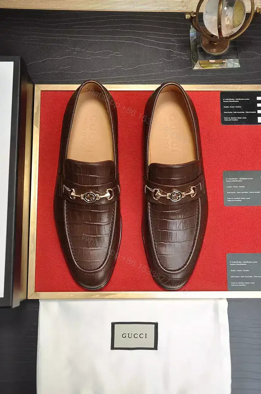 View 3 of GUCCI JORDAAN LOAFER IN BROWN CROCODILE – LDG27