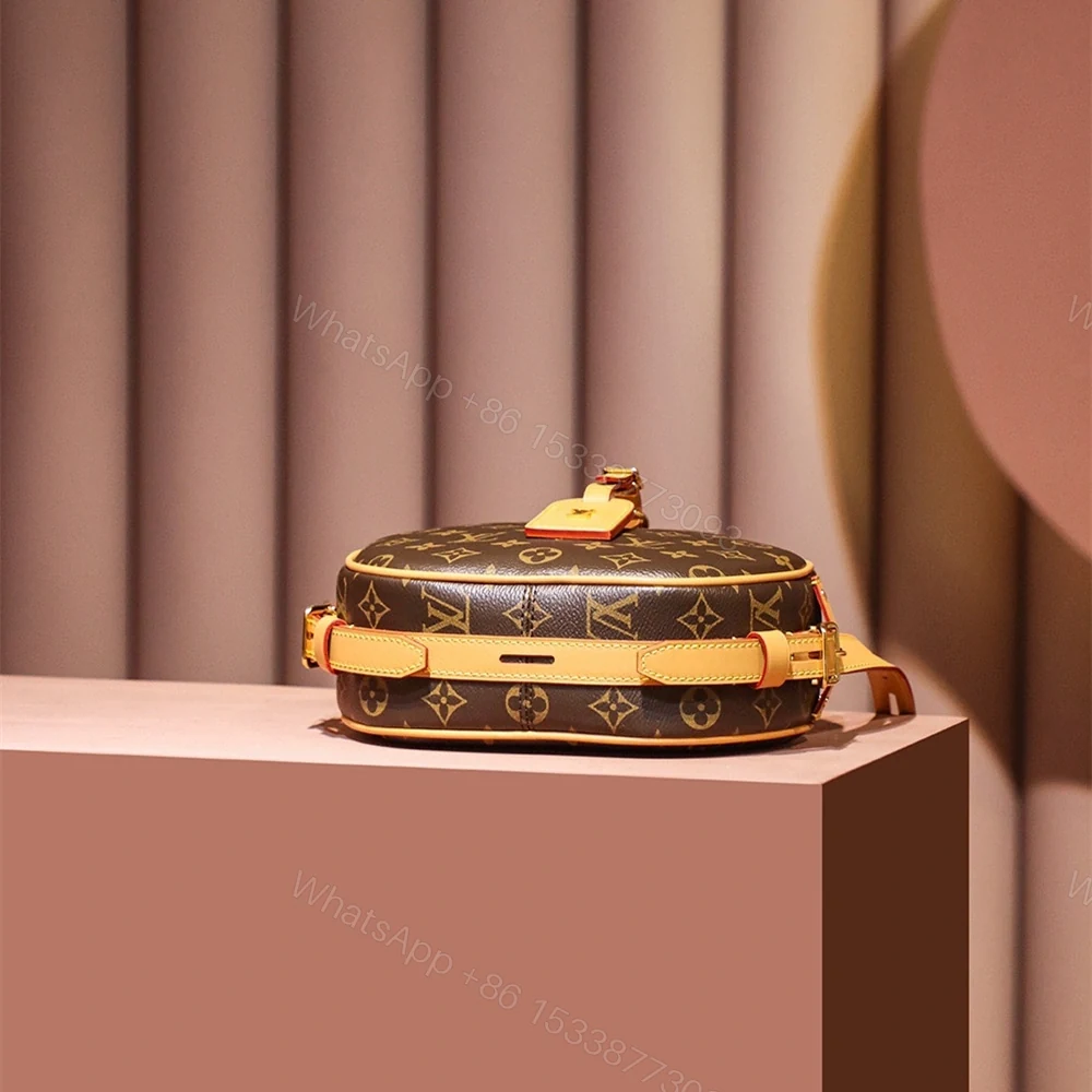 View 8 of 香港復刻LV圓餅包經典老花正品級別免檢版