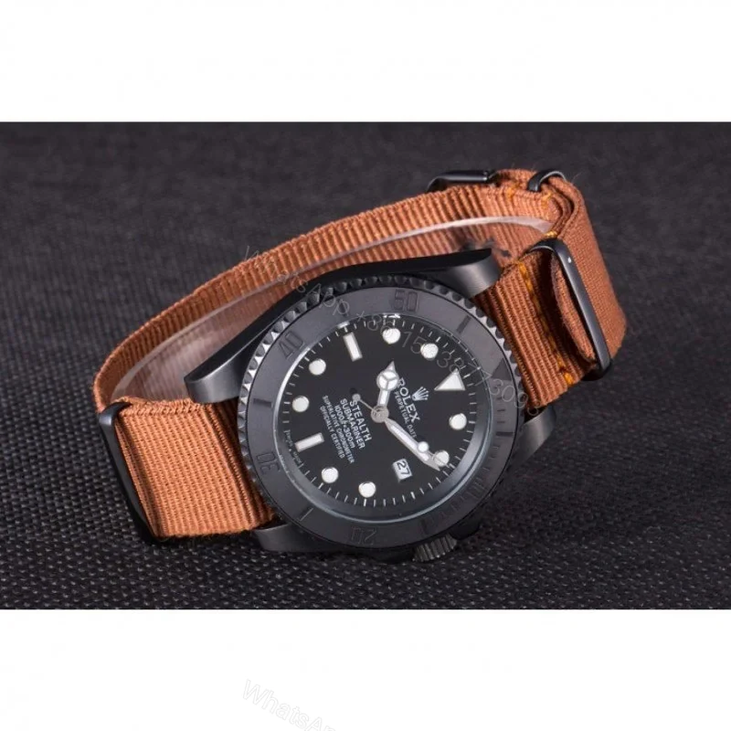 View 4 of Replica Rolex Submariner Black Dial RL426 621388
