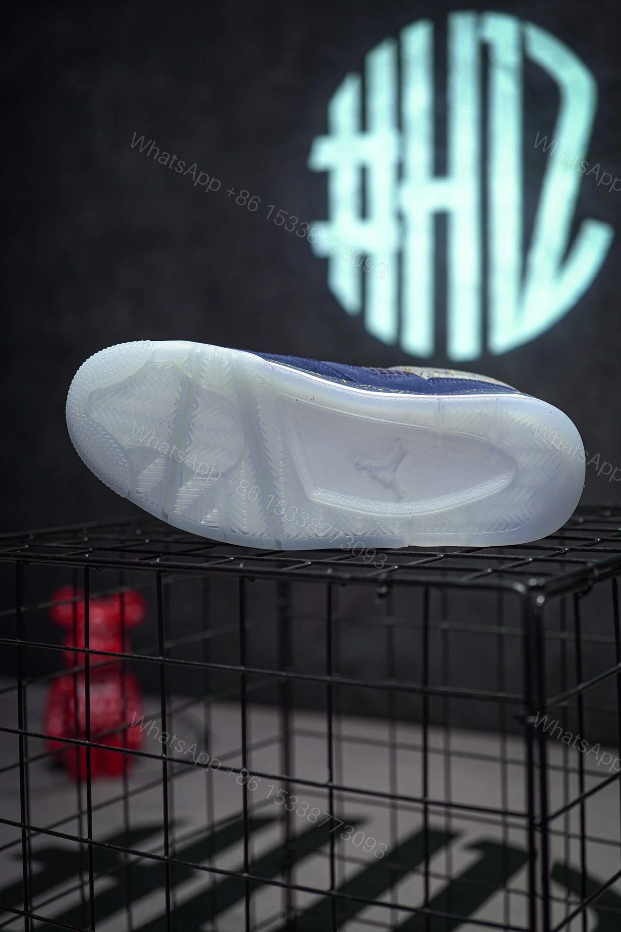 View 9 of Air Jordan 4 Retro Michigan