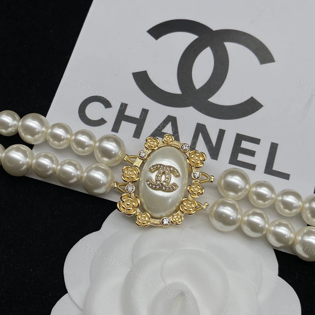 View 4 of EN – Lux Chanel Necklaces 037