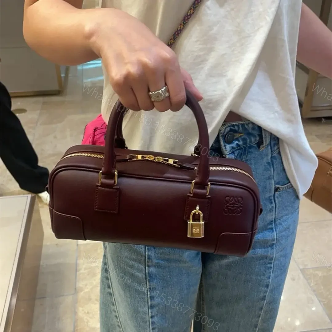View 10 of 高仿Loewe*Amazona系列7240橫版手提包酒紅色免檢版