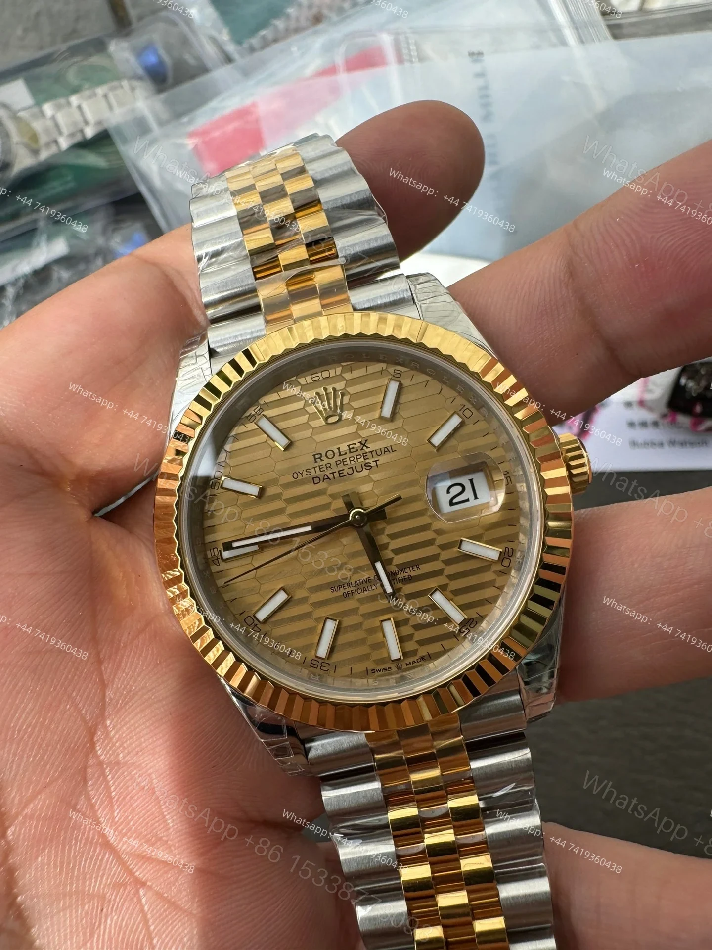 View 5 of Rolex Datejust M126333-0022 Water Ripple Gold Dial 1:1 Replica Jubilee 41MM 3235 Movement Super Clone Watch