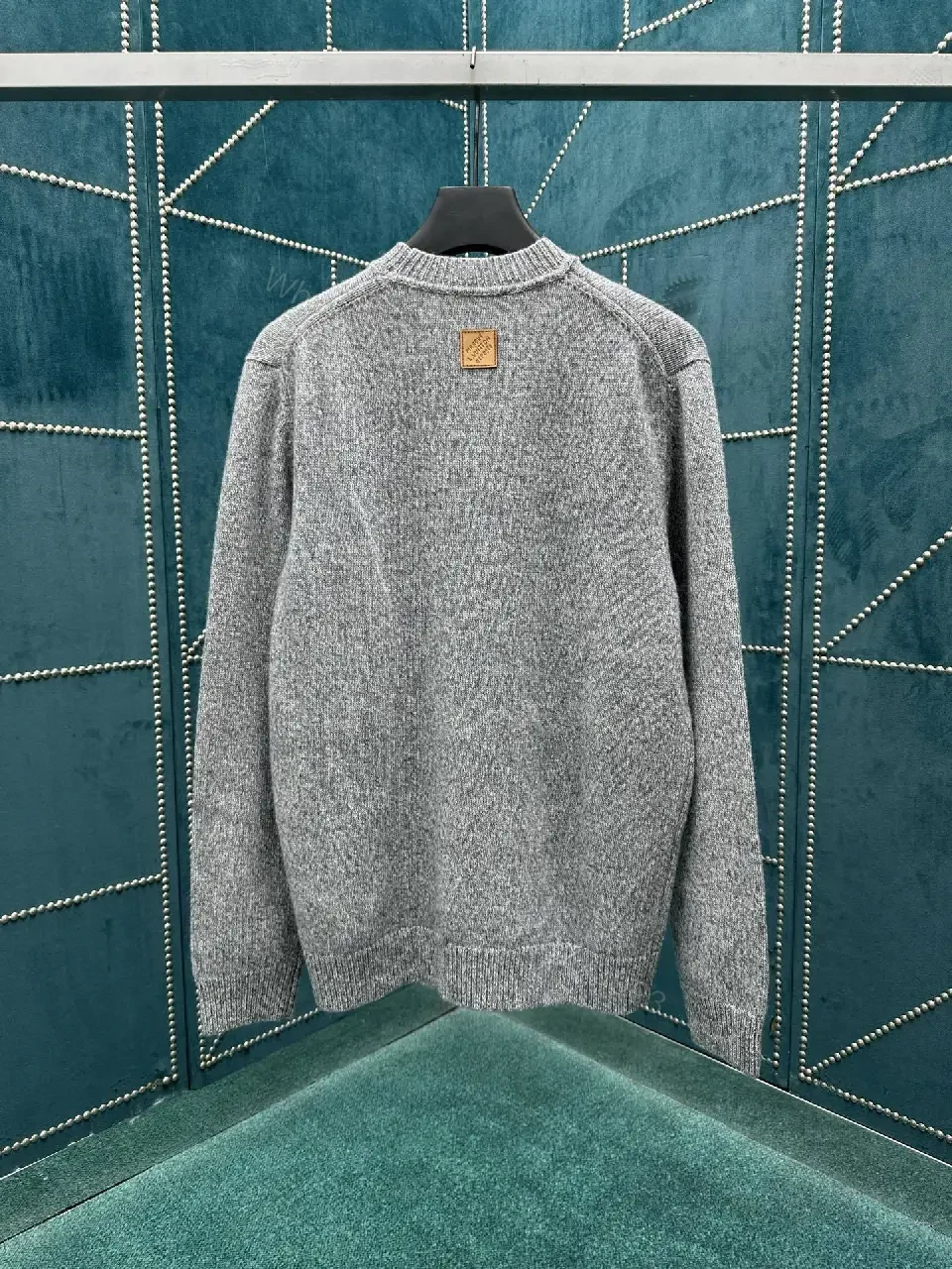 View 5 of Cozy Graphic Knit with Fox Motif — Premium Warmth Knitwear