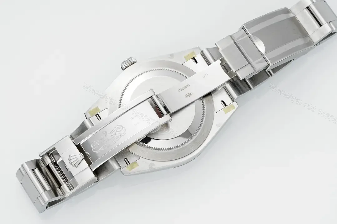 View 6 of Rolex Explorer 40 Replica Premium Black Dial Oyster Bracelet Ultimate 40MM 224270-0001