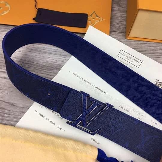 View 8 of LOUIS VUITTON MEN’S INITIALES 40MM REVERSIBLE BELT BLUE – B117