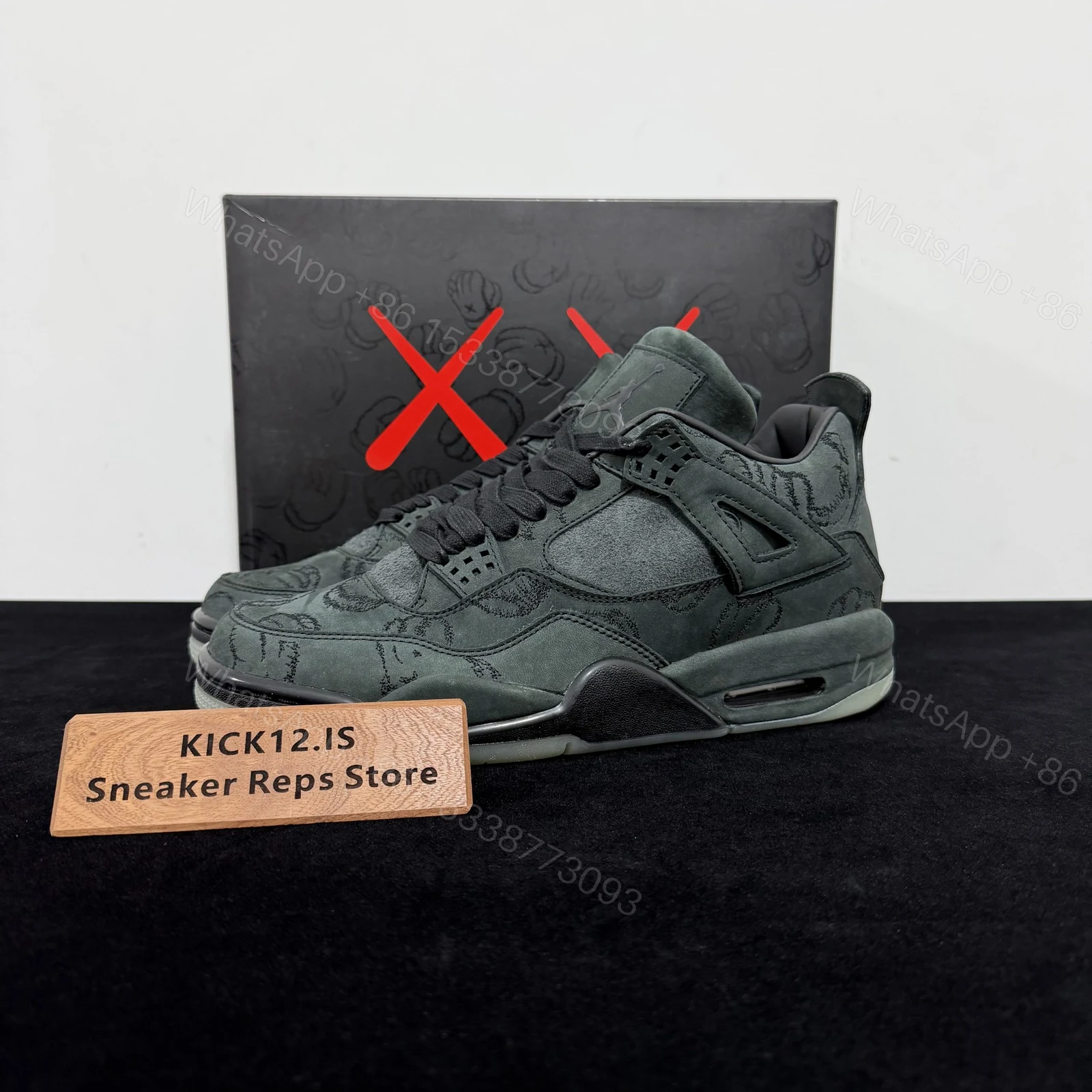Air Jordan 4 KAWS Black Rep — view 1