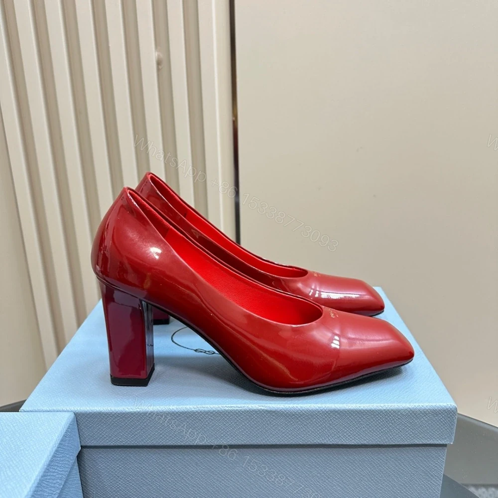 View 4 of 高仿Prada*1I837B方頭粗跟高踭鞋8.5CM漆皮紅色免檢版