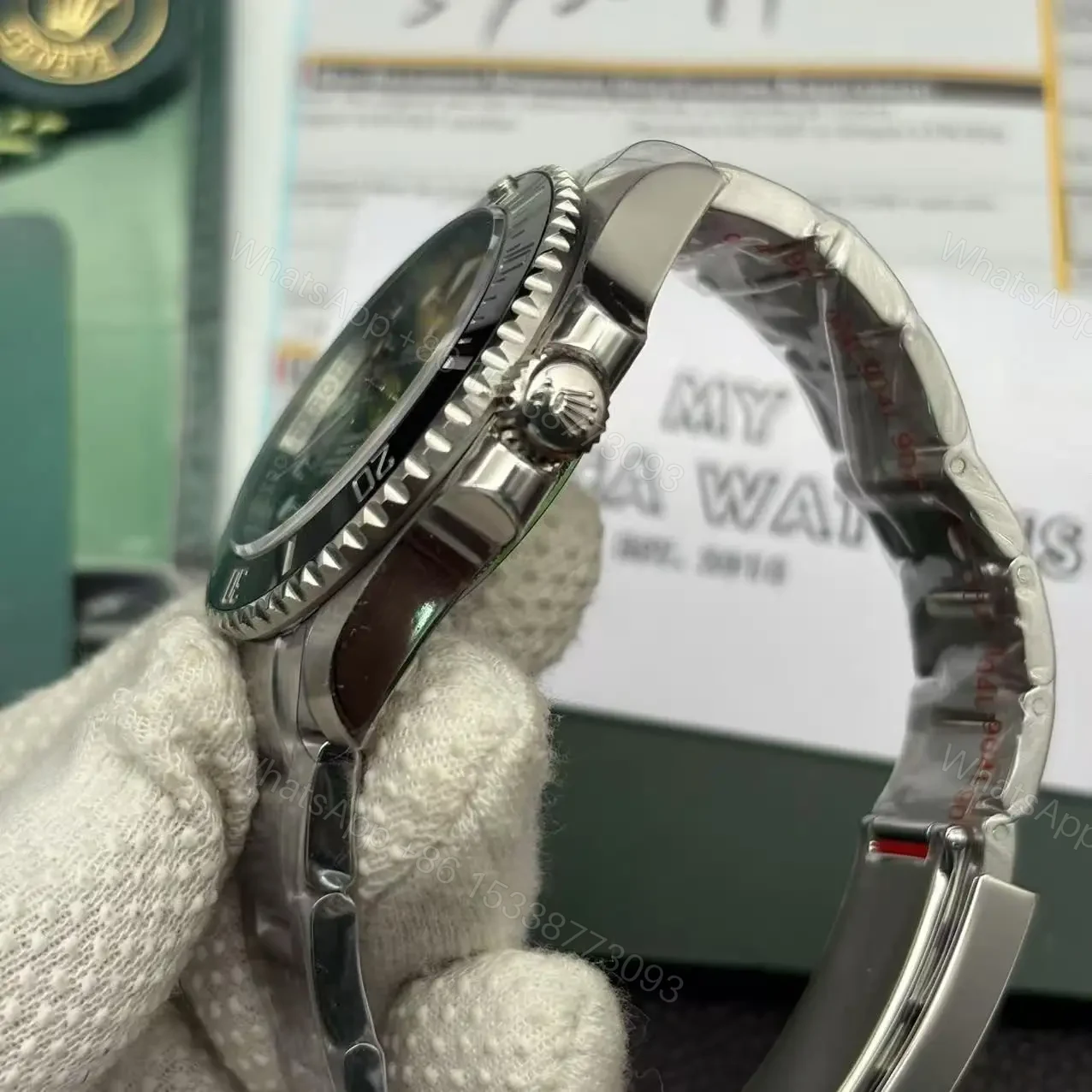 View 10 of Replica Rolex Submariner Silver/Black No Date