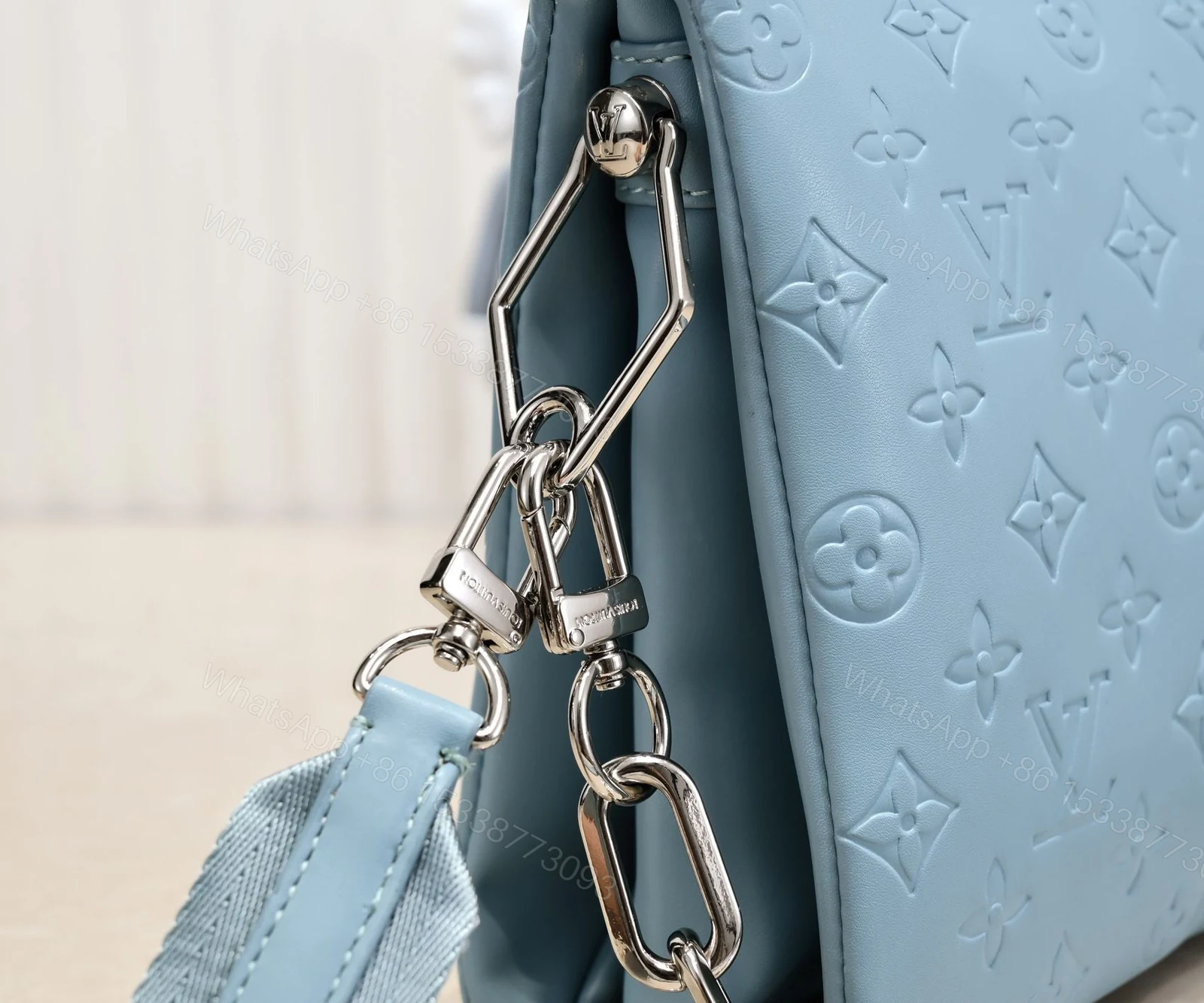 View 4 of Laveszi Luxury Bags LV 588