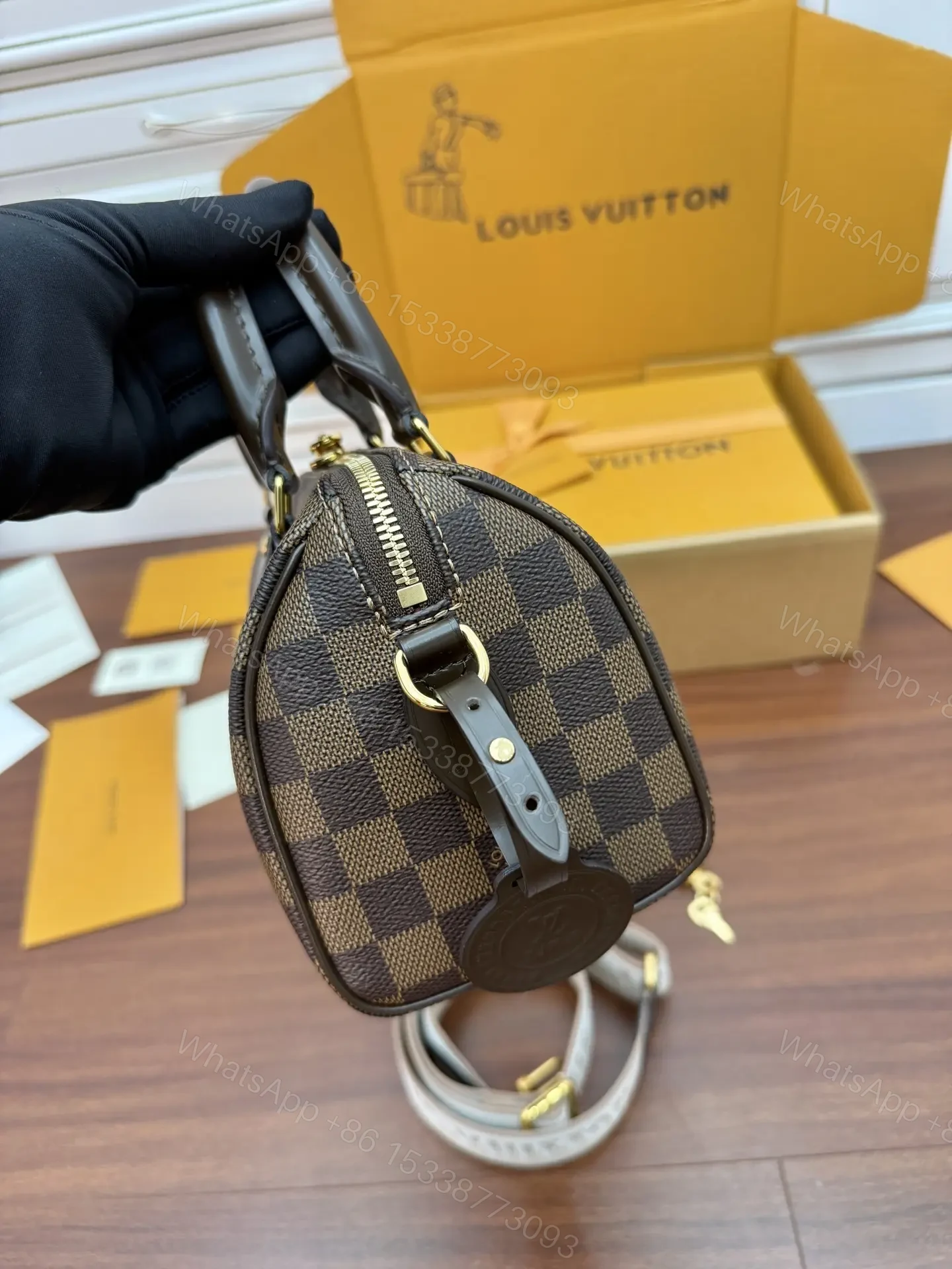 View 2 of Louis Vuitton Speedy Bandoulière 20