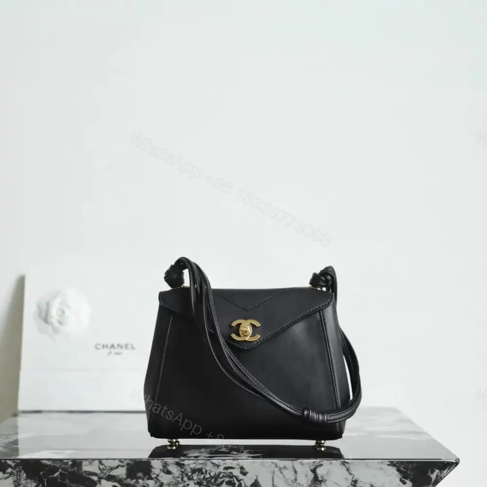 高仿Chanel*26A系列AS6223高級手工坊口蓋包黑色小號免檢版 — view 1