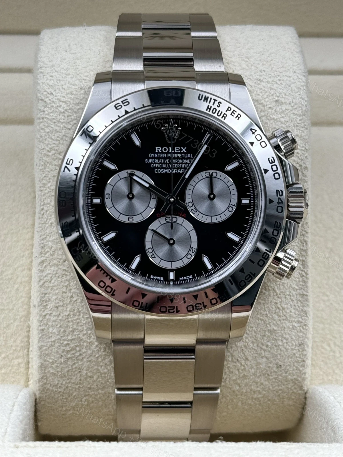 Replica Rolex Cosmograph Daytona White Gold Black Dial Silver Subdials 40mm — view 1