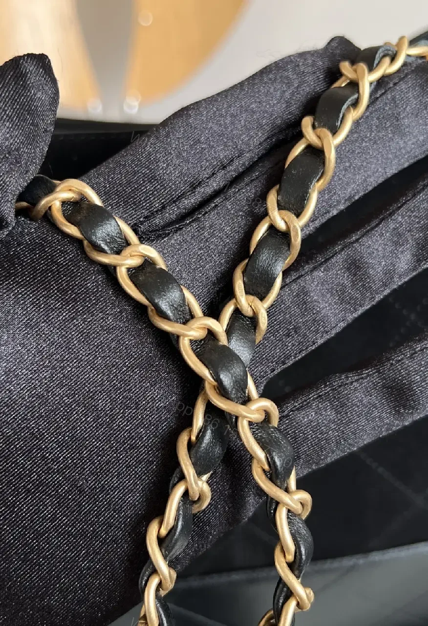 View 5 of Quilted Gold-Chain Shoulder Bag: Elegant Everyday Luxury