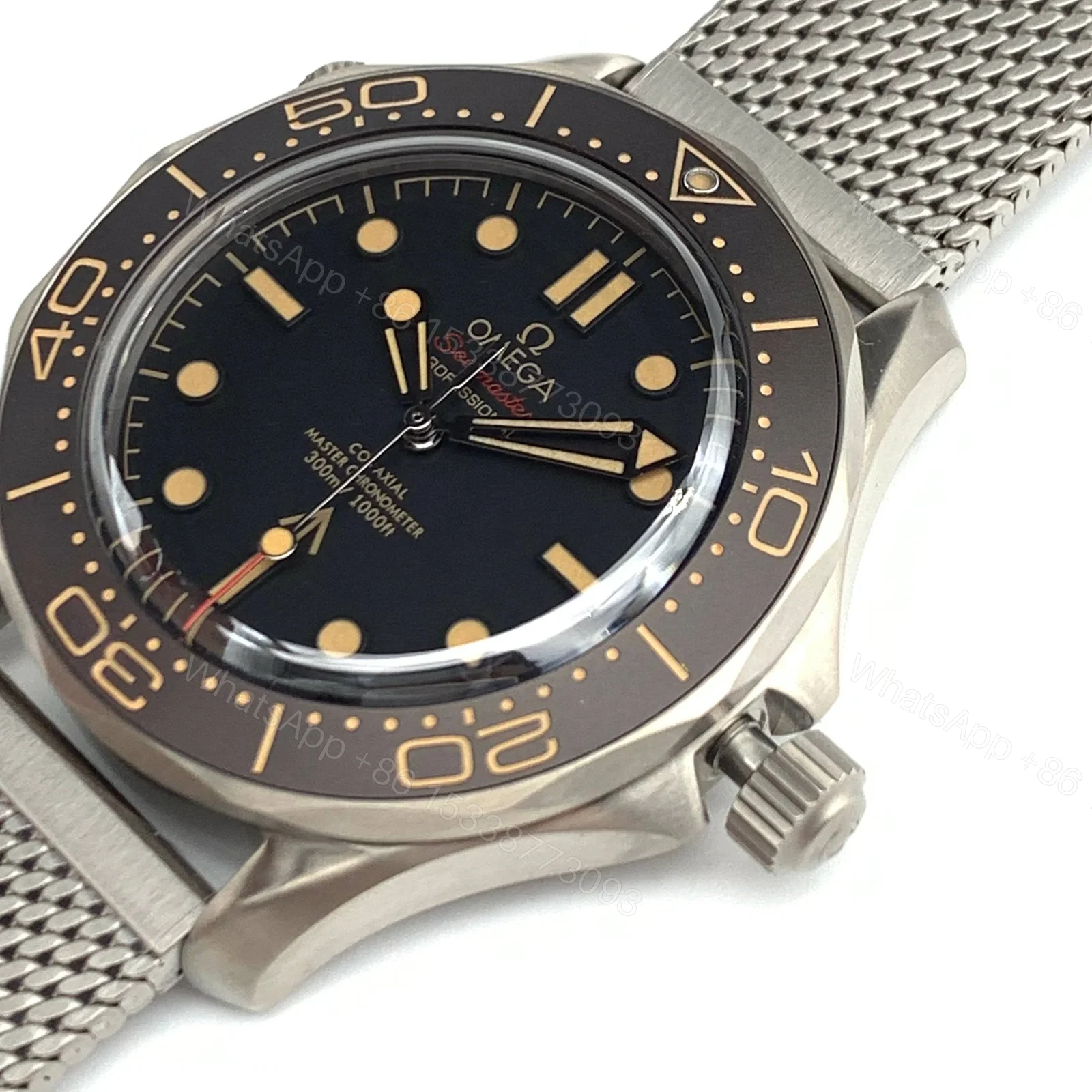 View 7 of Omega Seamaster Diver 300M Master Co-Axial 42 James Bond No Time to Die Bracelet 210.90.42.20.01.001