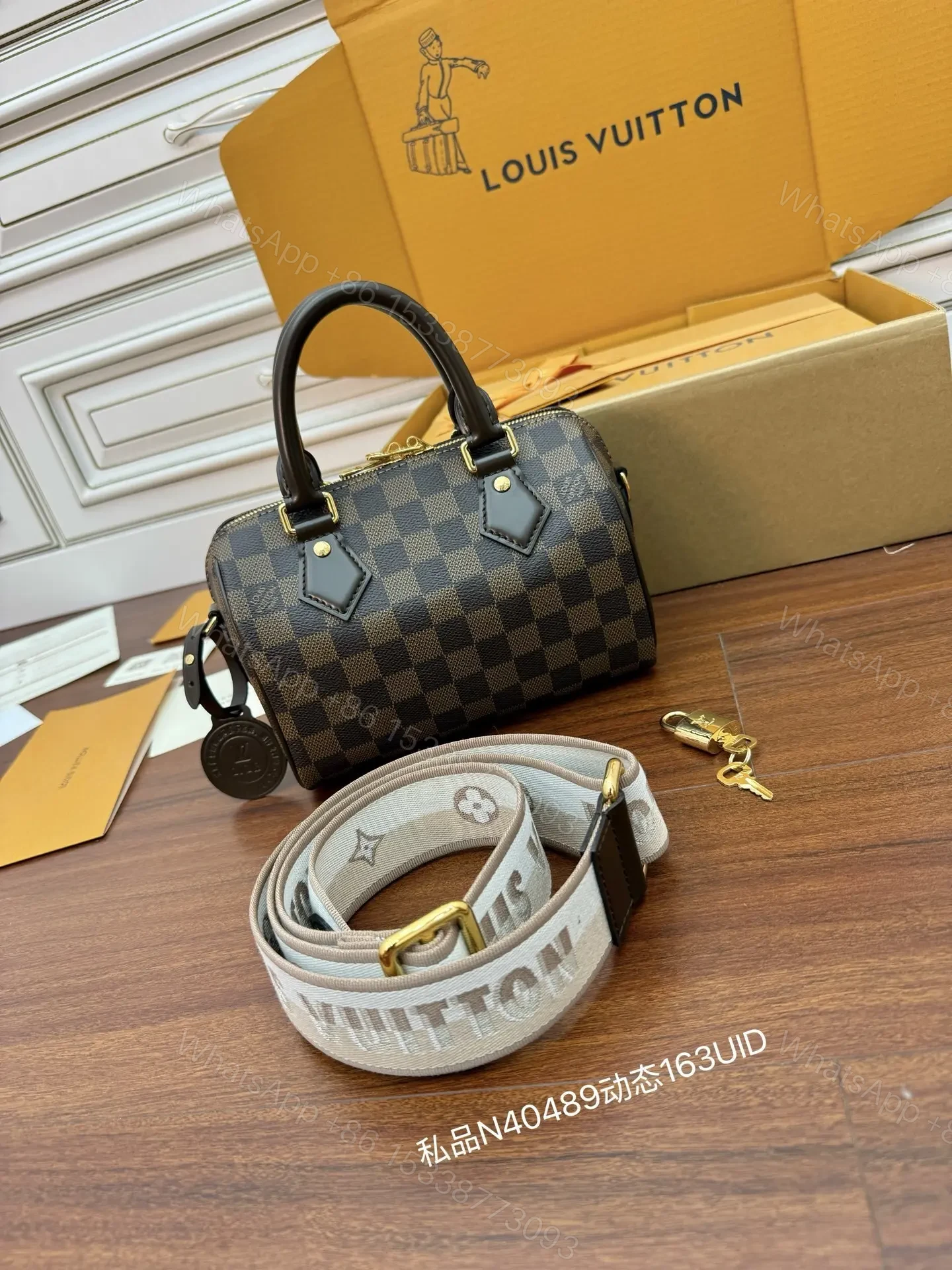 View 7 of Louis Vuitton Speedy Bandoulière 20